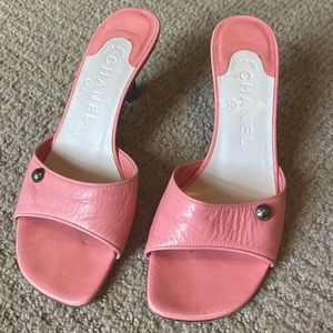 Chanel Pink Heels Slides Sz 37 Coral Summer Leather Sandals Great Condition OBO